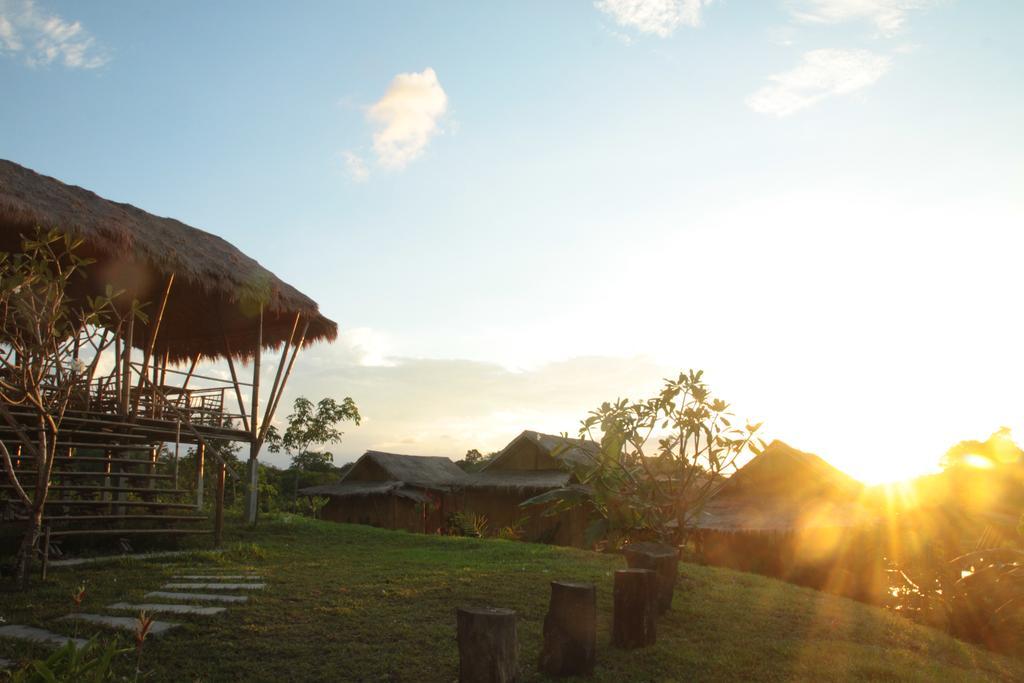 Phuree Hut Villa Koh Phayam Bilik gambar